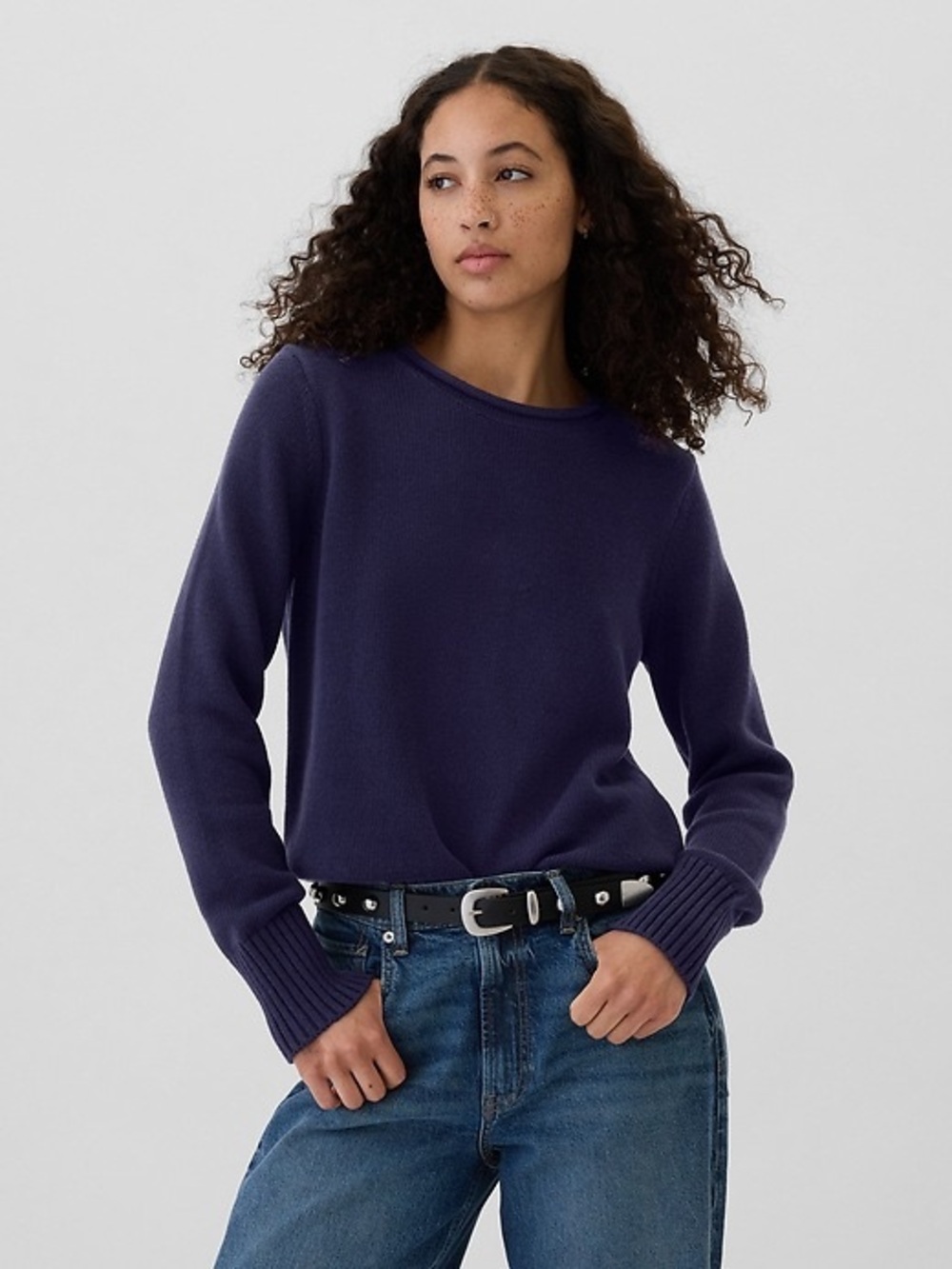 GAP • Navy uniform roll neck sweater